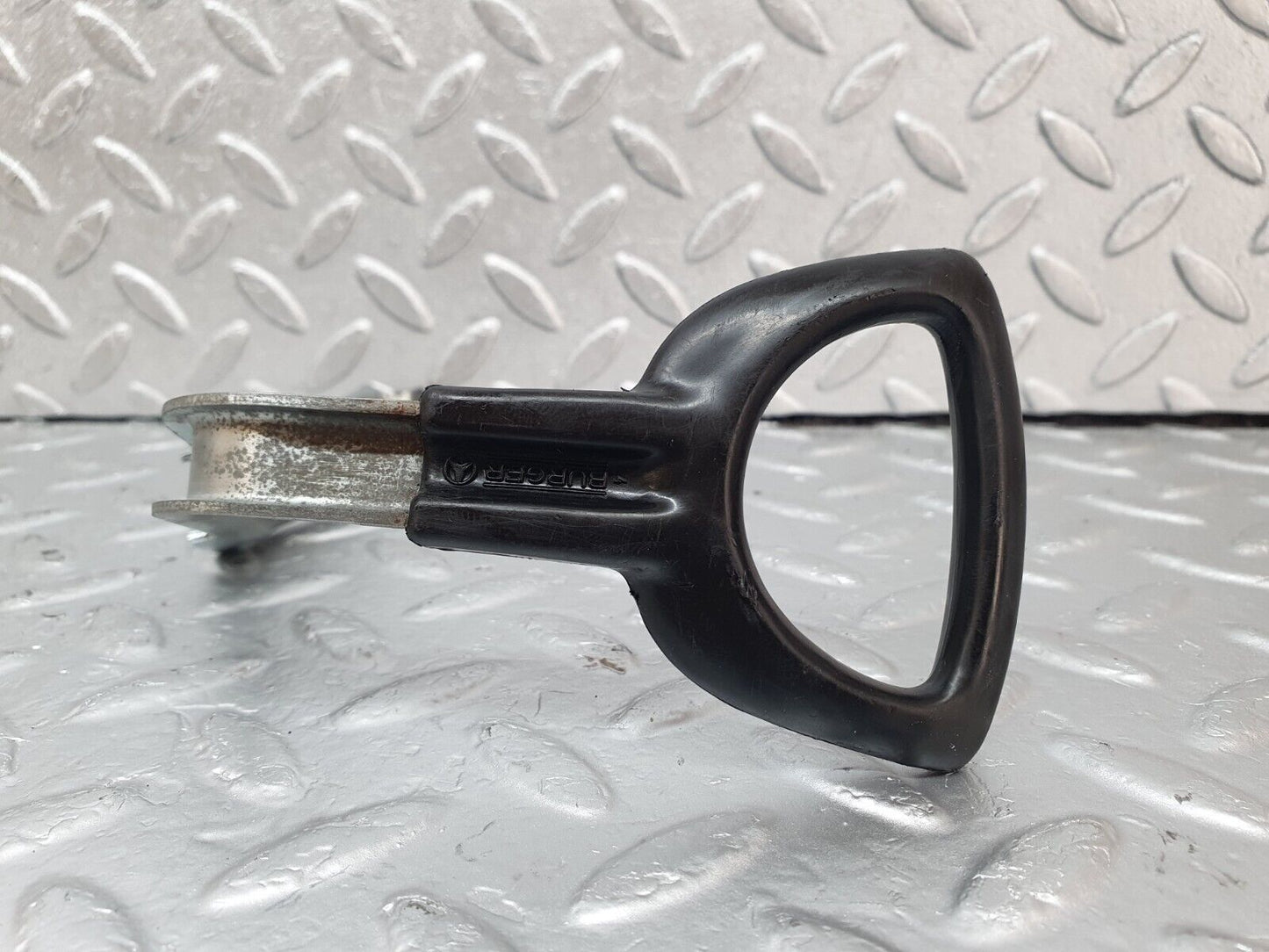 44042 Mercedes-Benz C123 230CE Coupe Front Right Seat Side Height Adjust Handle