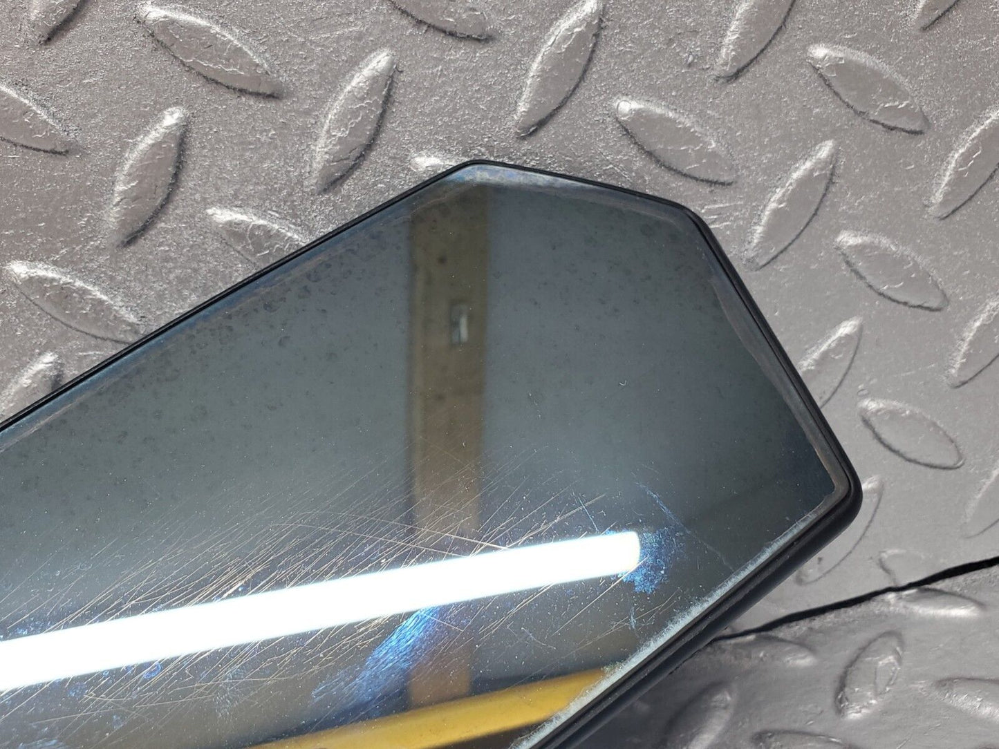 45746 Mercedes-Benz W126 420SE Wing Mirror Glass Left 1268110722