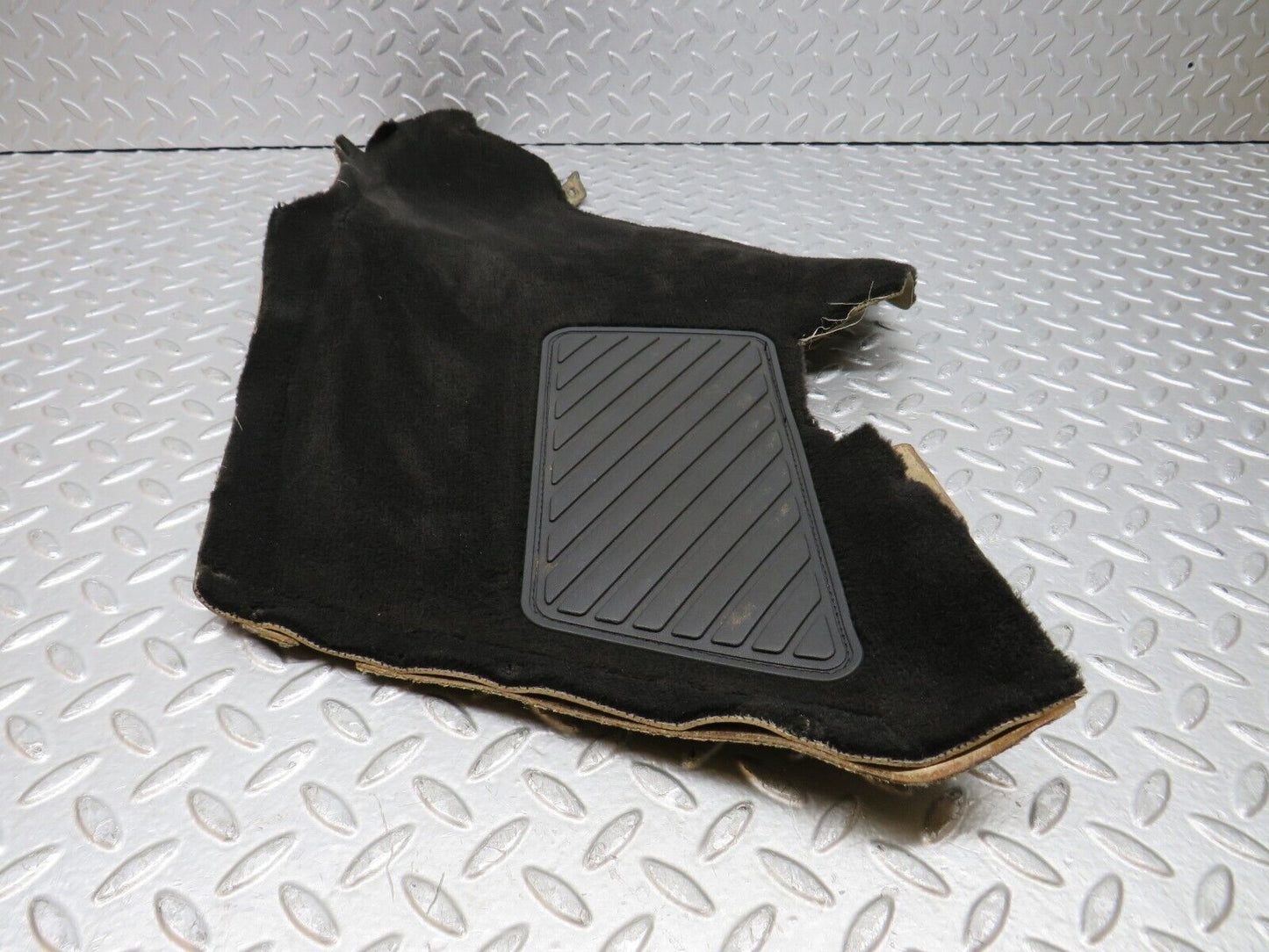 37935 Mercedes-Benz A124 320E Cabriolet Centre Console Carpet Right Side Black
