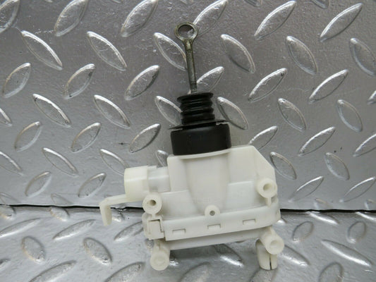 24252 Mercedes-Benz S124 220TE Door Lock Vacuum Actuator Hella Front Left