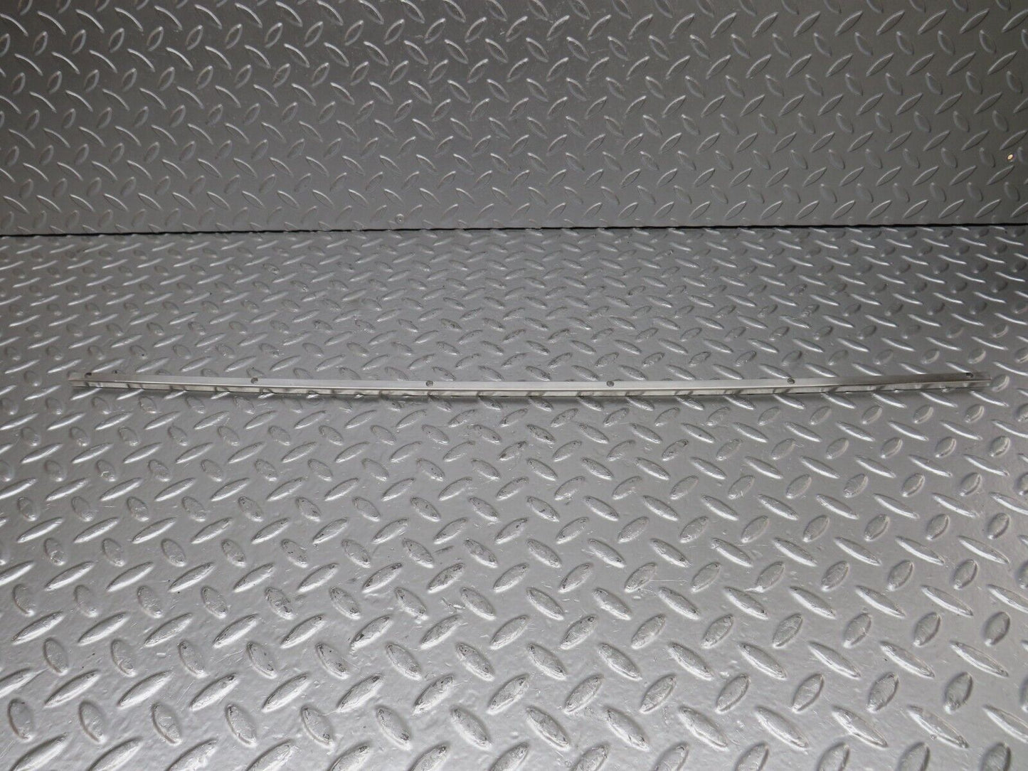 34218 Mercedes-Benz W124 260E Sunroof Chrome Trim