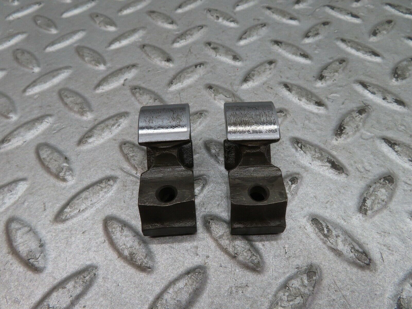 17864 Mercedes-Benz W116 450SEL Valve Rocker Arm