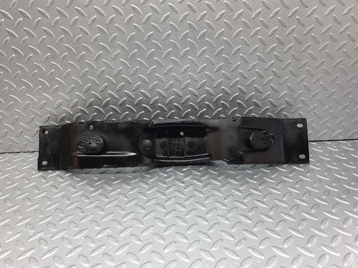 43166 Mercedes-Benz W108 280SE Gearbox Mount Bracket 1089870440 1089870740