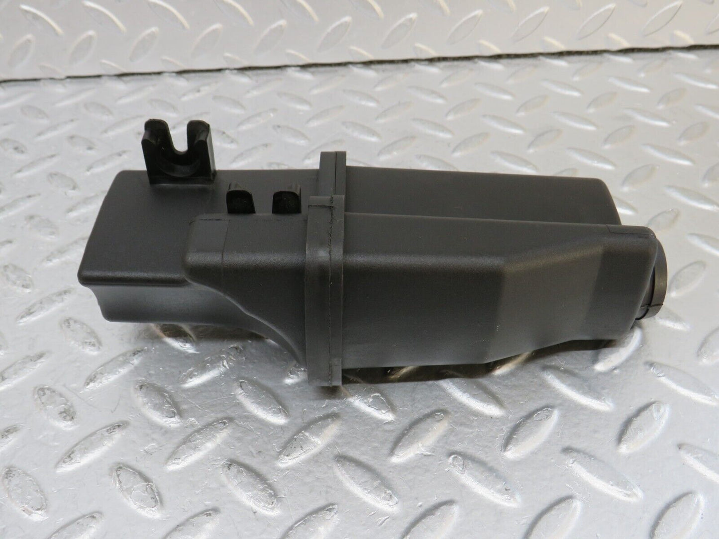 34998 Mercedes-Benz W210 320E Petrol Intake Resonator 1121400087