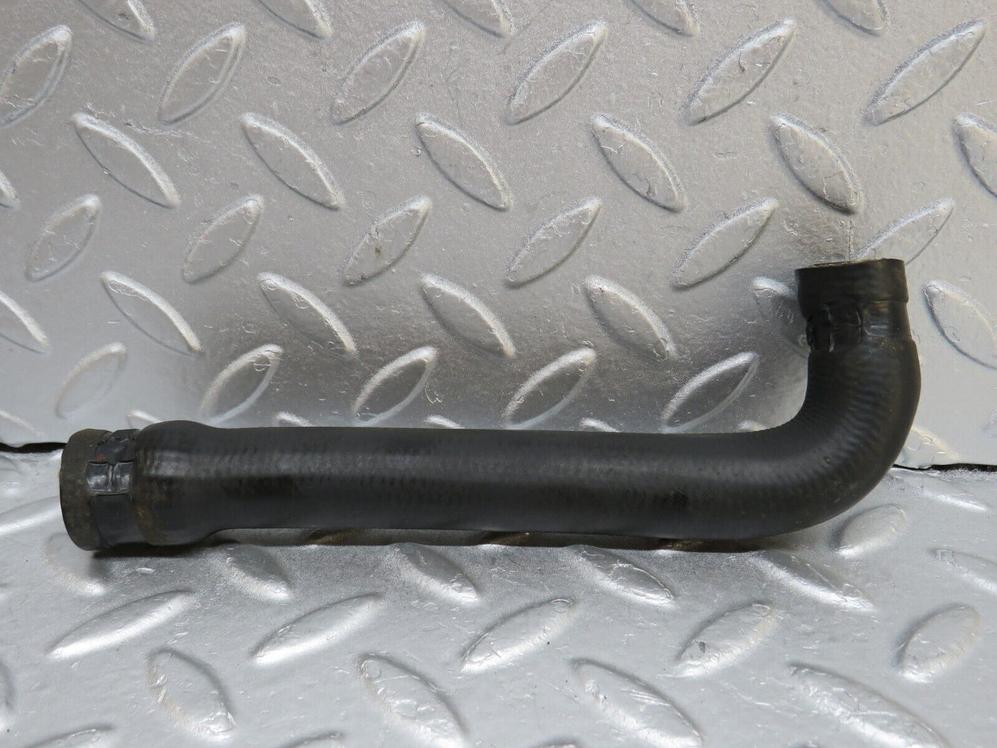 37024 Mercedes-Benz C126 420SEC Coupe Heater Hose Pipe 1268320394 1268321294
