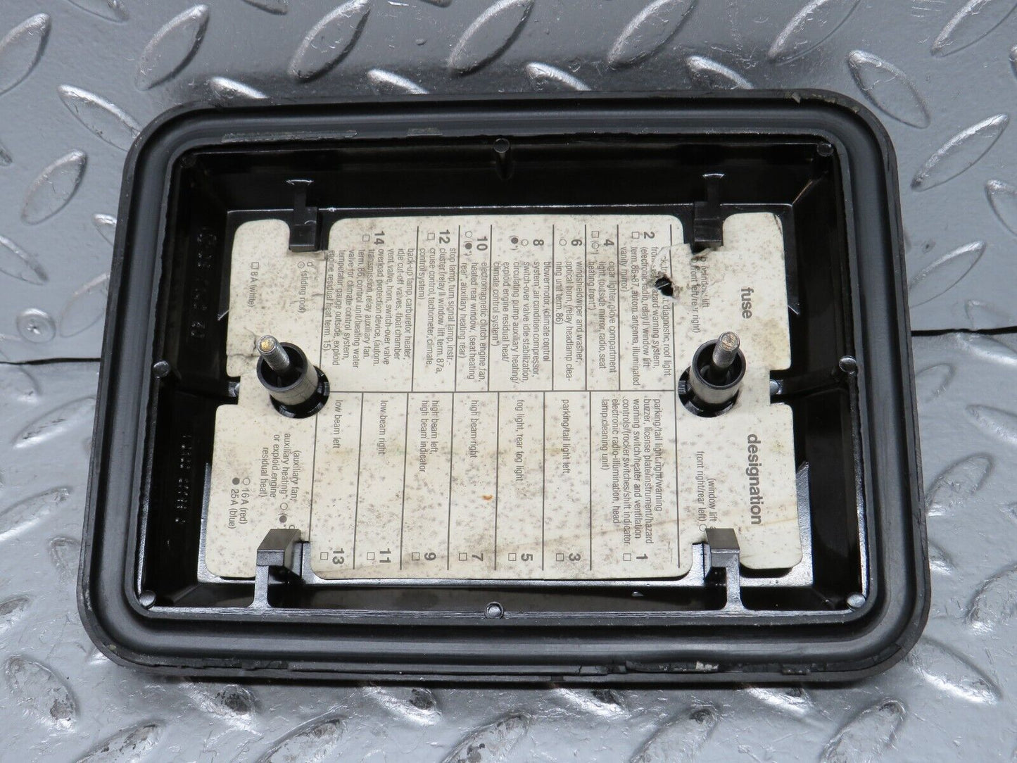 31998 Mercedes-Benz W123 230E Fuse Box Cover Lid 1235400082