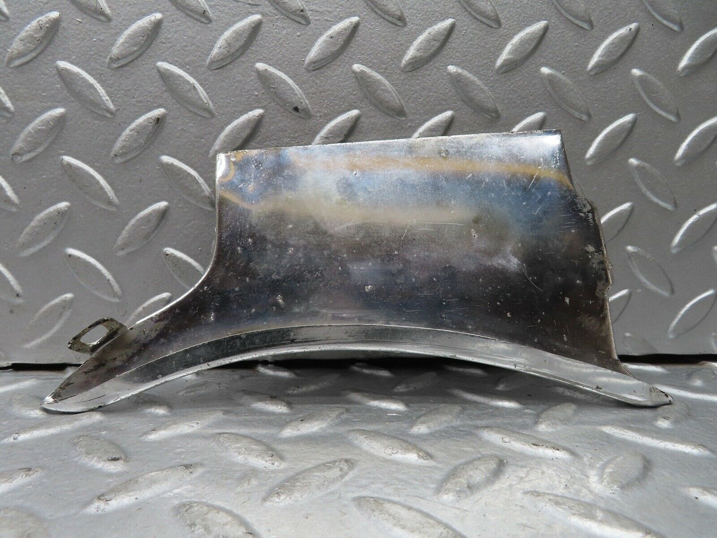 19000 Mercedes-Benz W121 190b Ponton Air Intake Chrome Cover Right Side