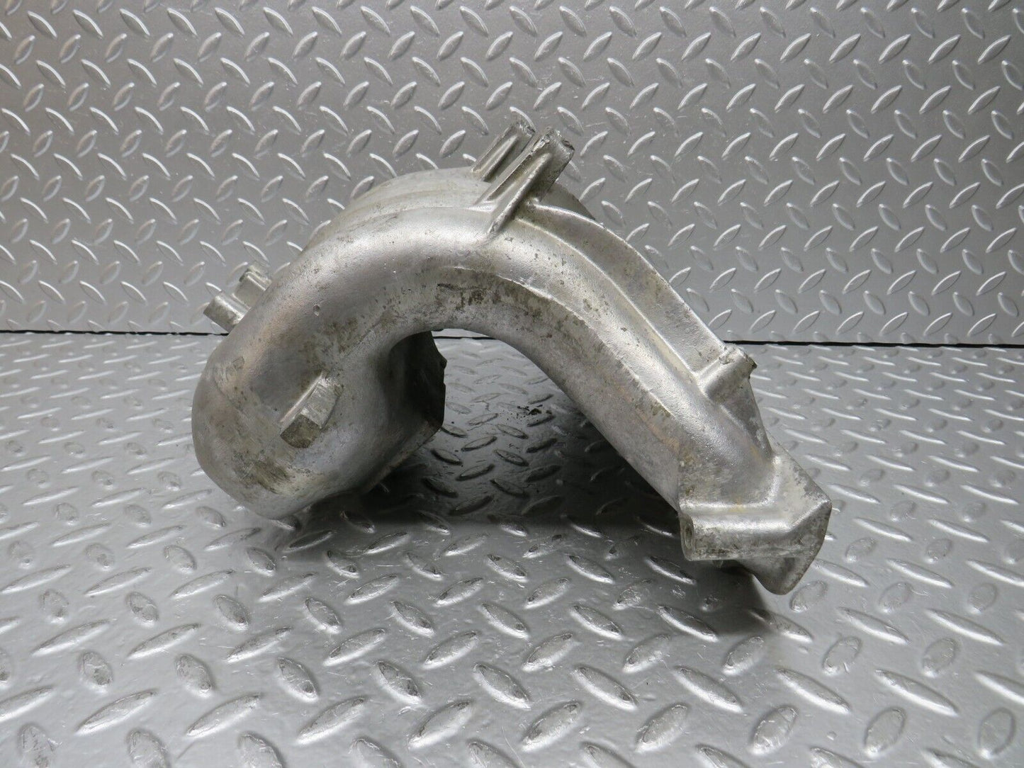 30150 Porsche 924 Intake Manifold 477133221