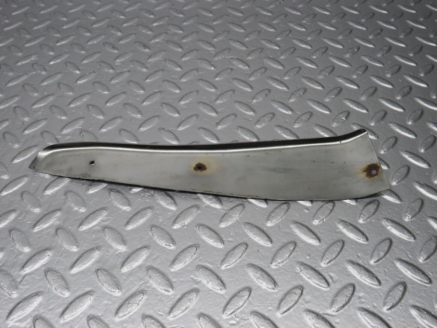 40004 Mercedes-Benz R107 350SL Left Door Chrome Cover