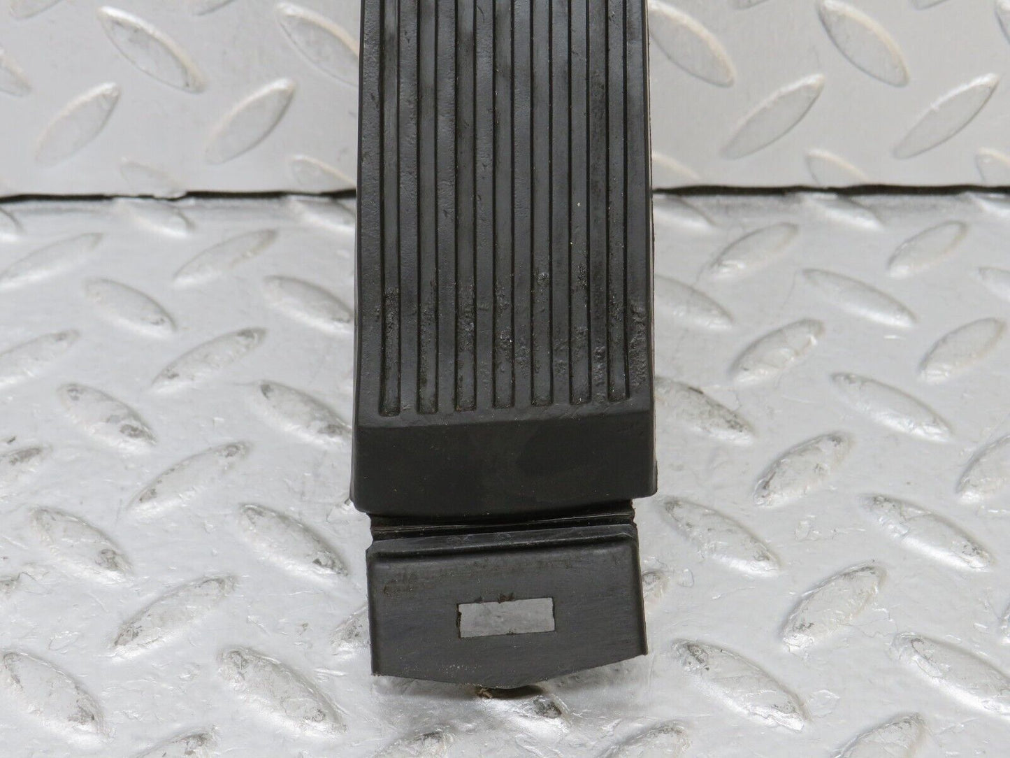 35428 Mercedes-Benz R107 280SL Coupe Accelerator Pedal With Rubber 1233010082