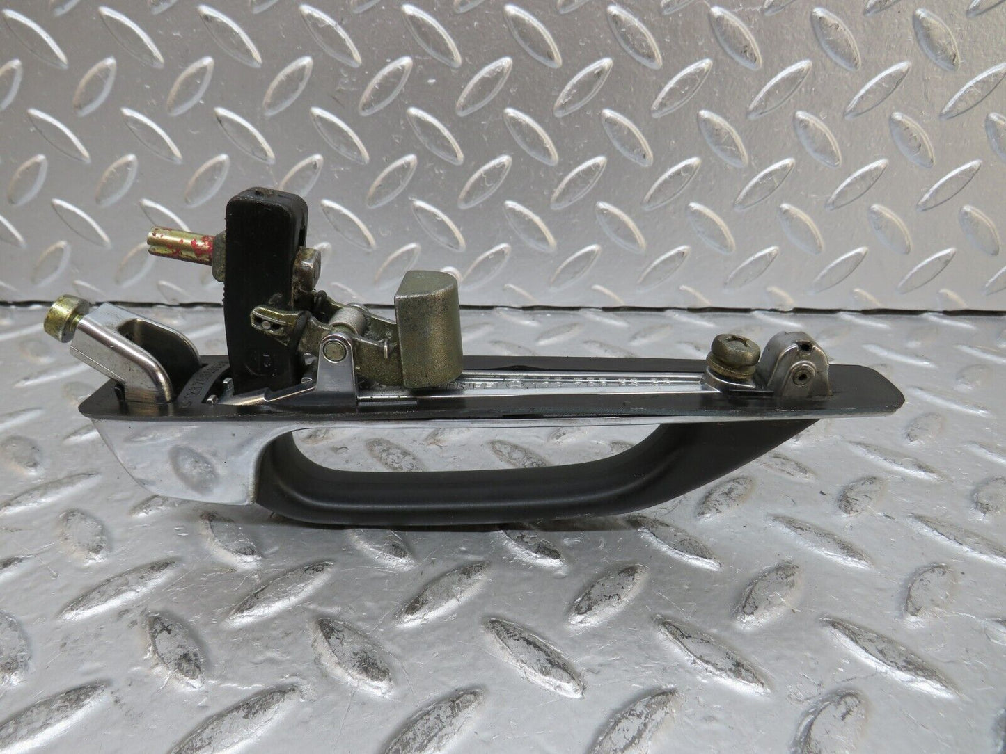 29769 Mercedes-Benz W123 230E Rear Left Exterior Handle 1237600359