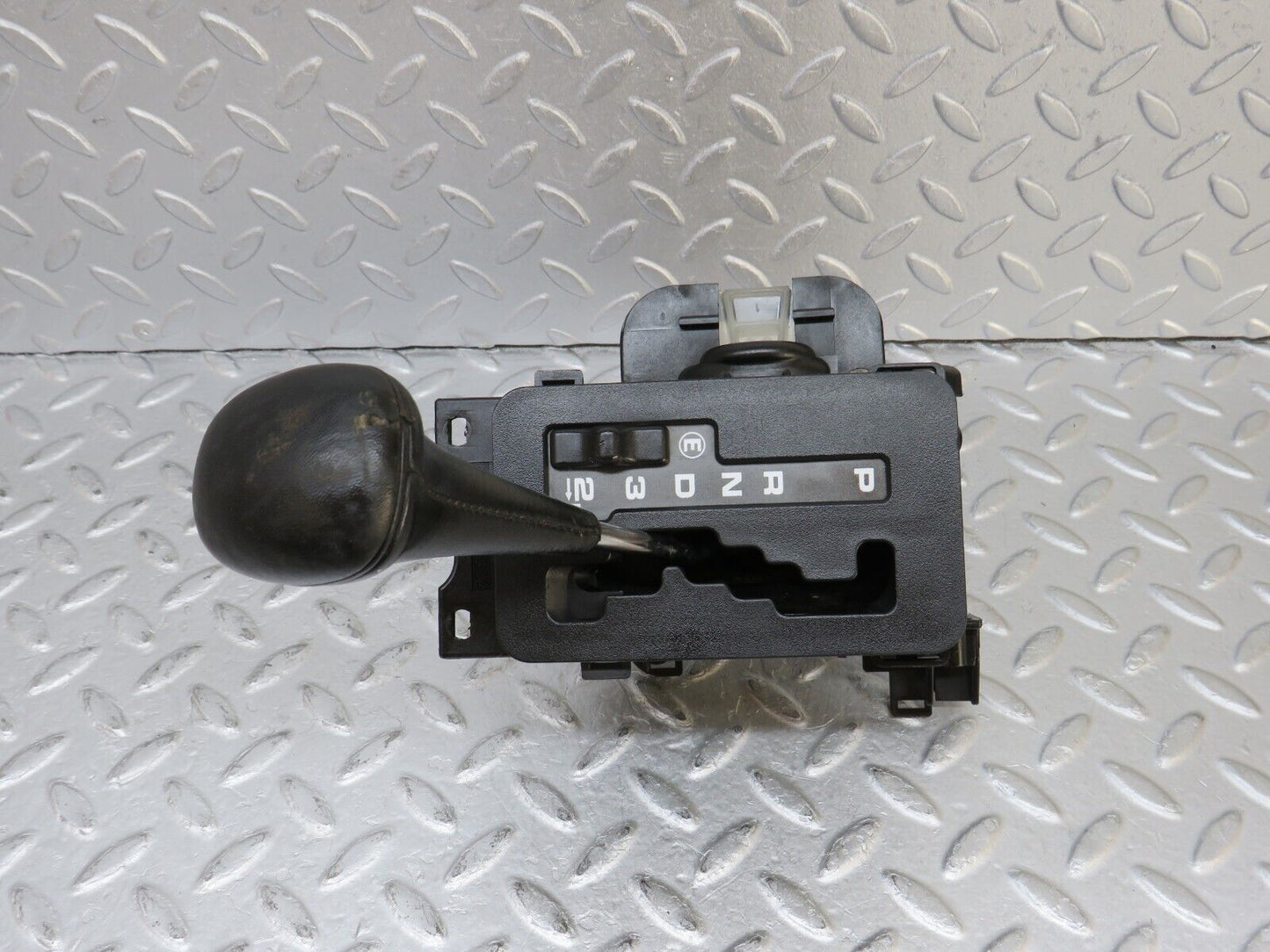 36159 Mercedes-Benz W126 420SE Automatic Gear Selector 1262670337 1262670280