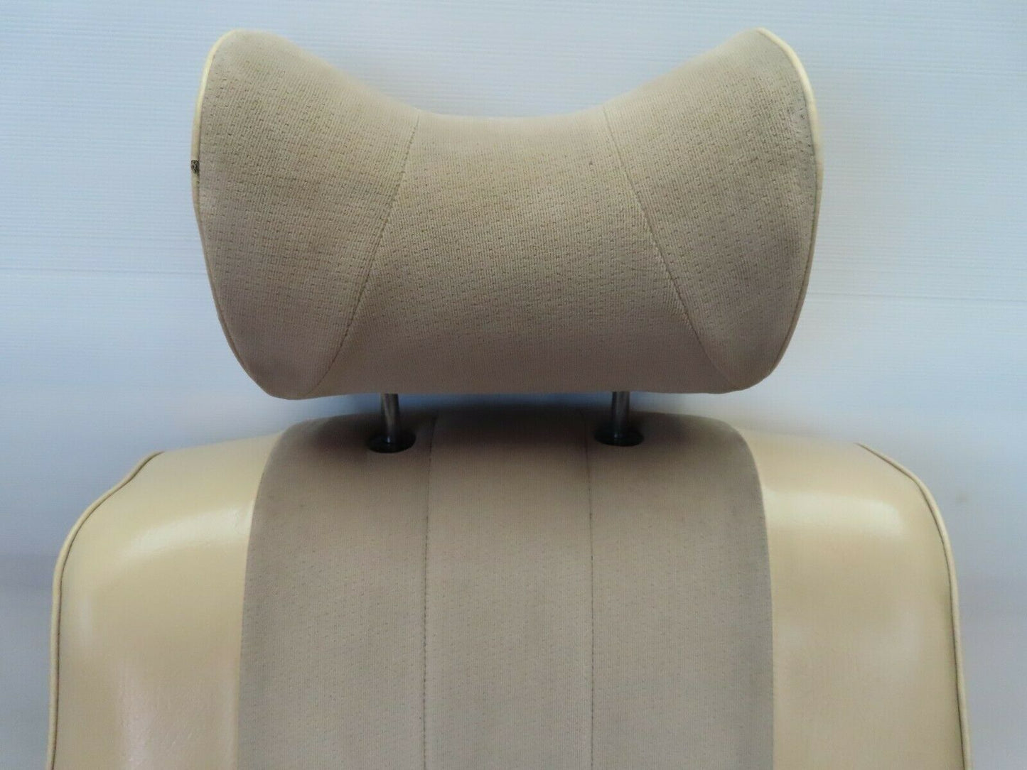 7323 Mercedes-Benz W116 450SE Front Left Seat Driver Seat