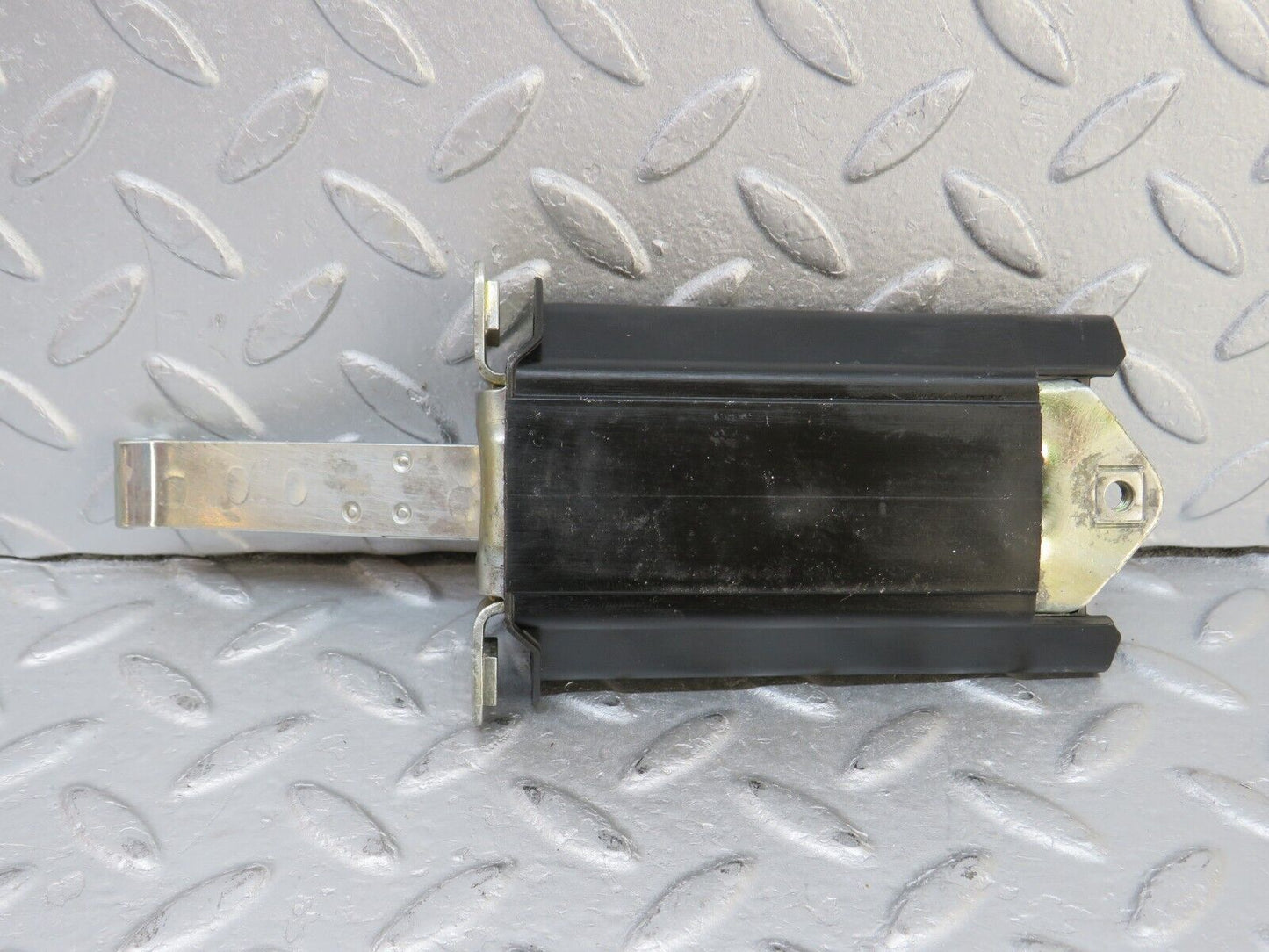 36636 Mercedes-Benz W201 190E Door Safety Check Strap