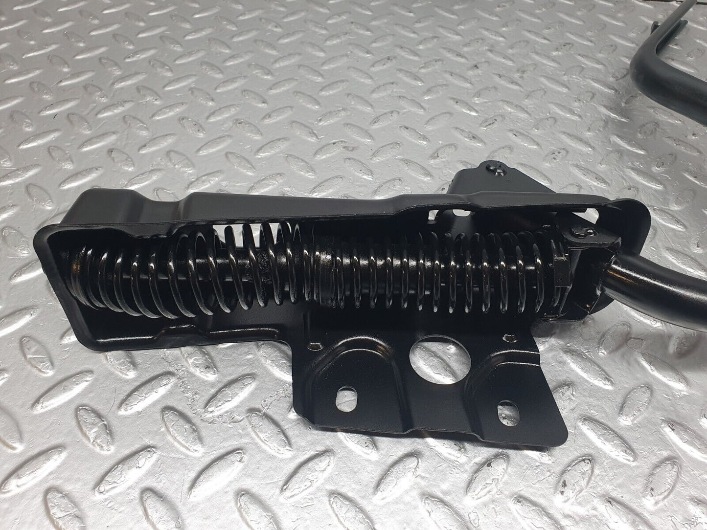 43507 Mercedes-Benz C126 380SEC Coupe Trunk Lid Hinge Right Side