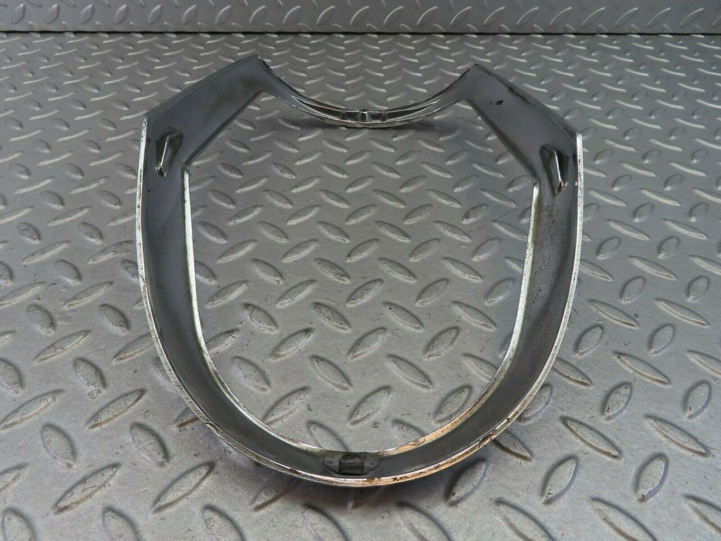 8127 Mercedes-Benz W108 Headlight Chrome Frame