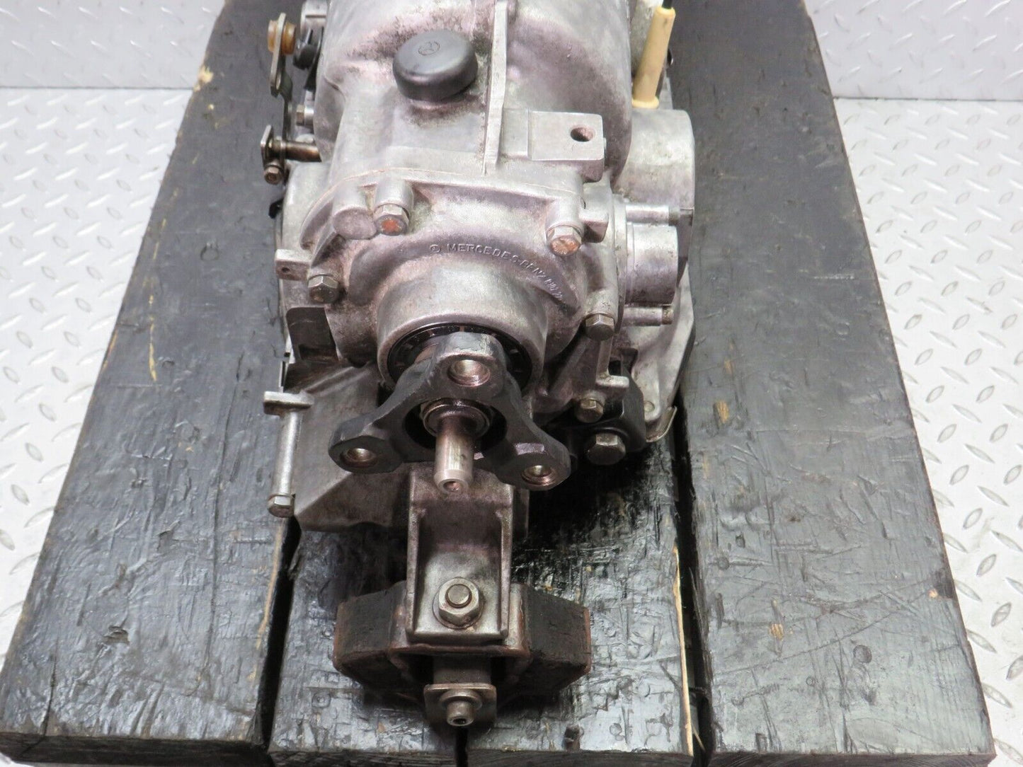 35676 Mercedes-Benz R107 280SL Coupe  Automatic Gearbox 722.306 1072702801