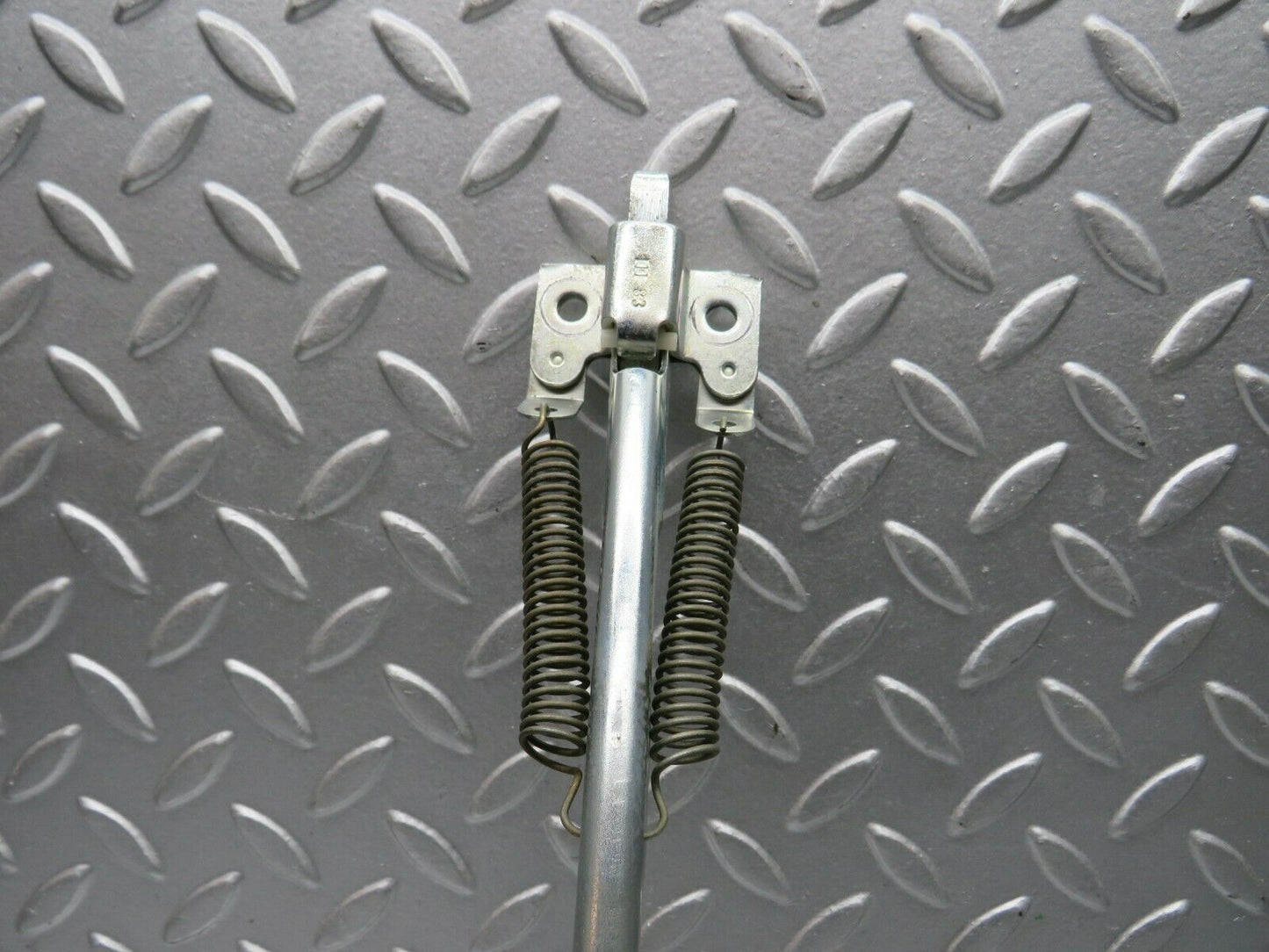 22027 Mercedes-Benz S123 280TE Rear Seat Backrest Locking Mechanism Right Side