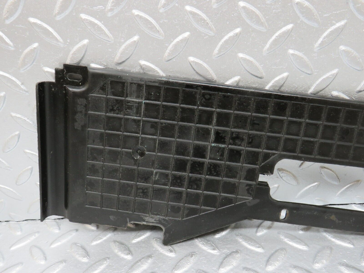 33989 Mercedes-Benz W124 260E Radiator Trim Panel 1245050988