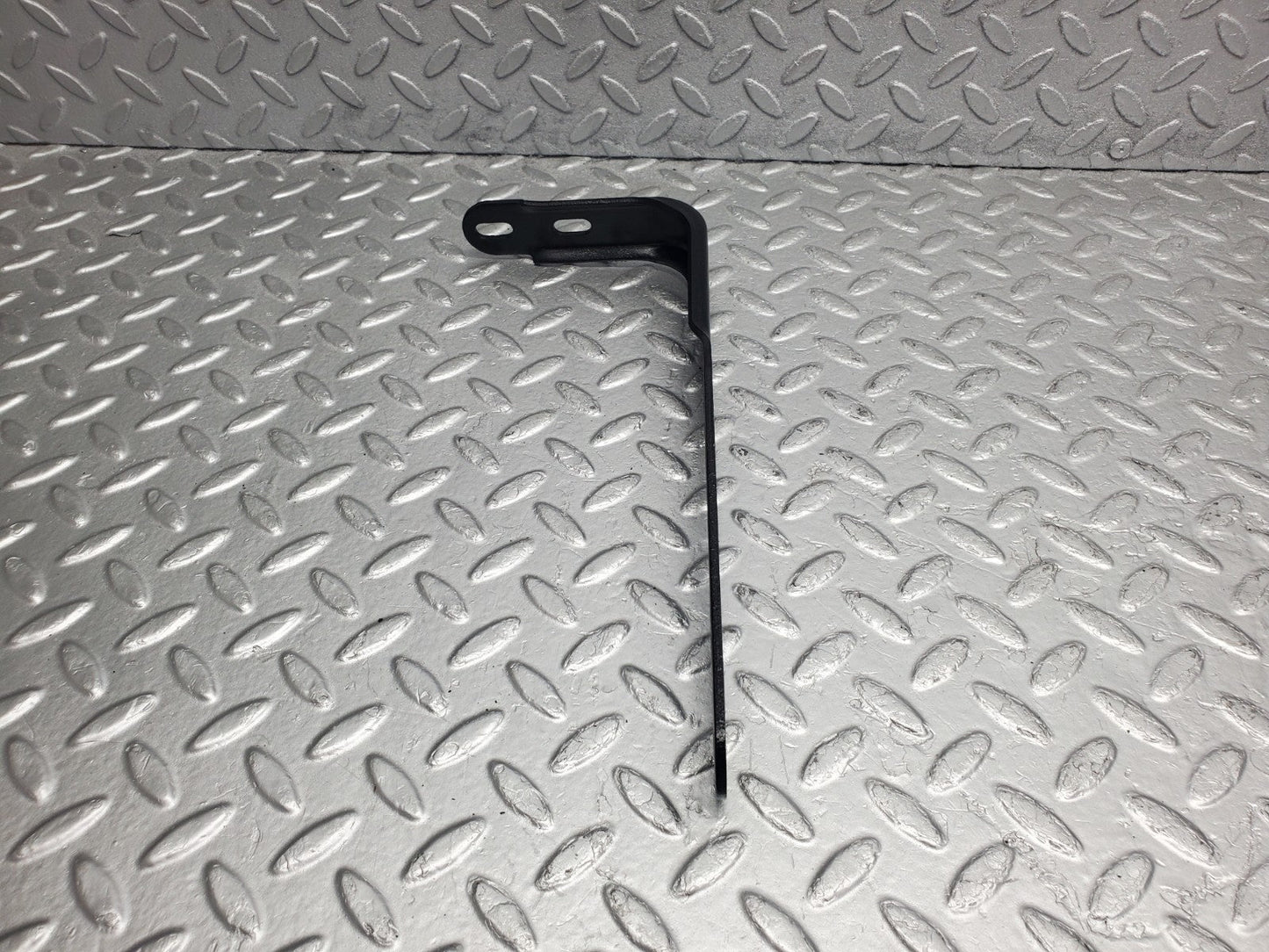 W124 Wagon exhaust bracket used OEM