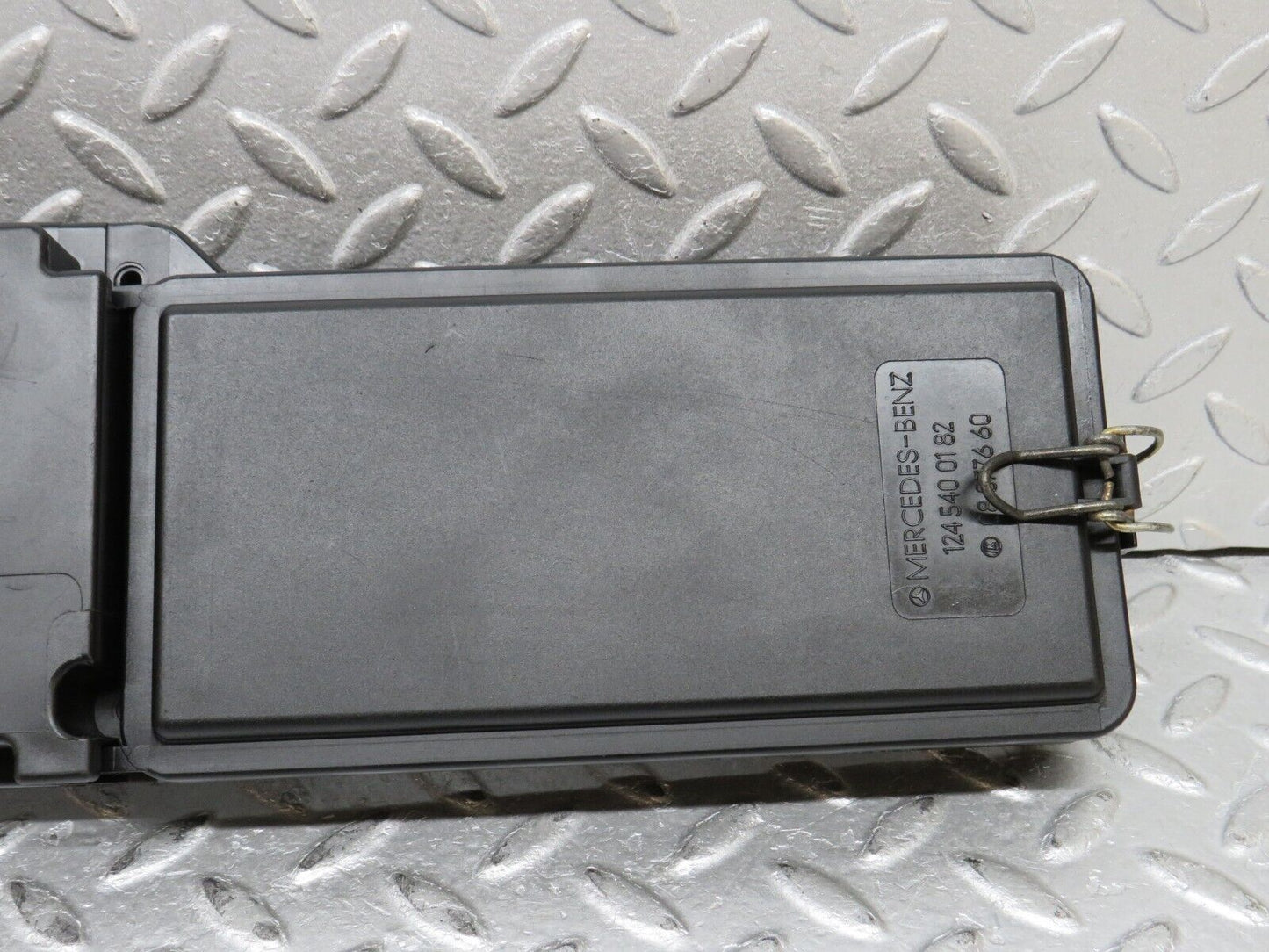 37959 Mercedes-Benz A124 320E Cabriolet Fuse Box Lid 1245452700 1245400282 1245400182