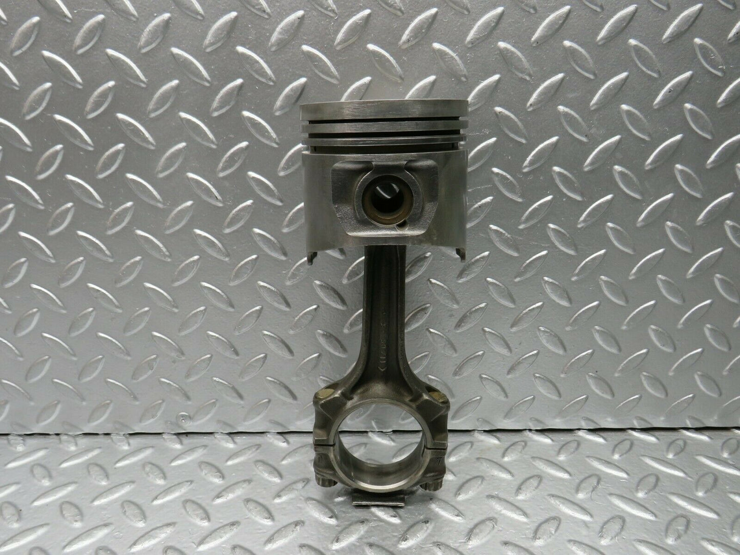 22794 Mercedes-Benz C107 450SLC Coupe Piston With Connecting Rod 92.48 mm