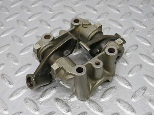 32620 Mercedes-Benz S124 300TE Rocker Arms Camshaft Bearing Block 1030510610
