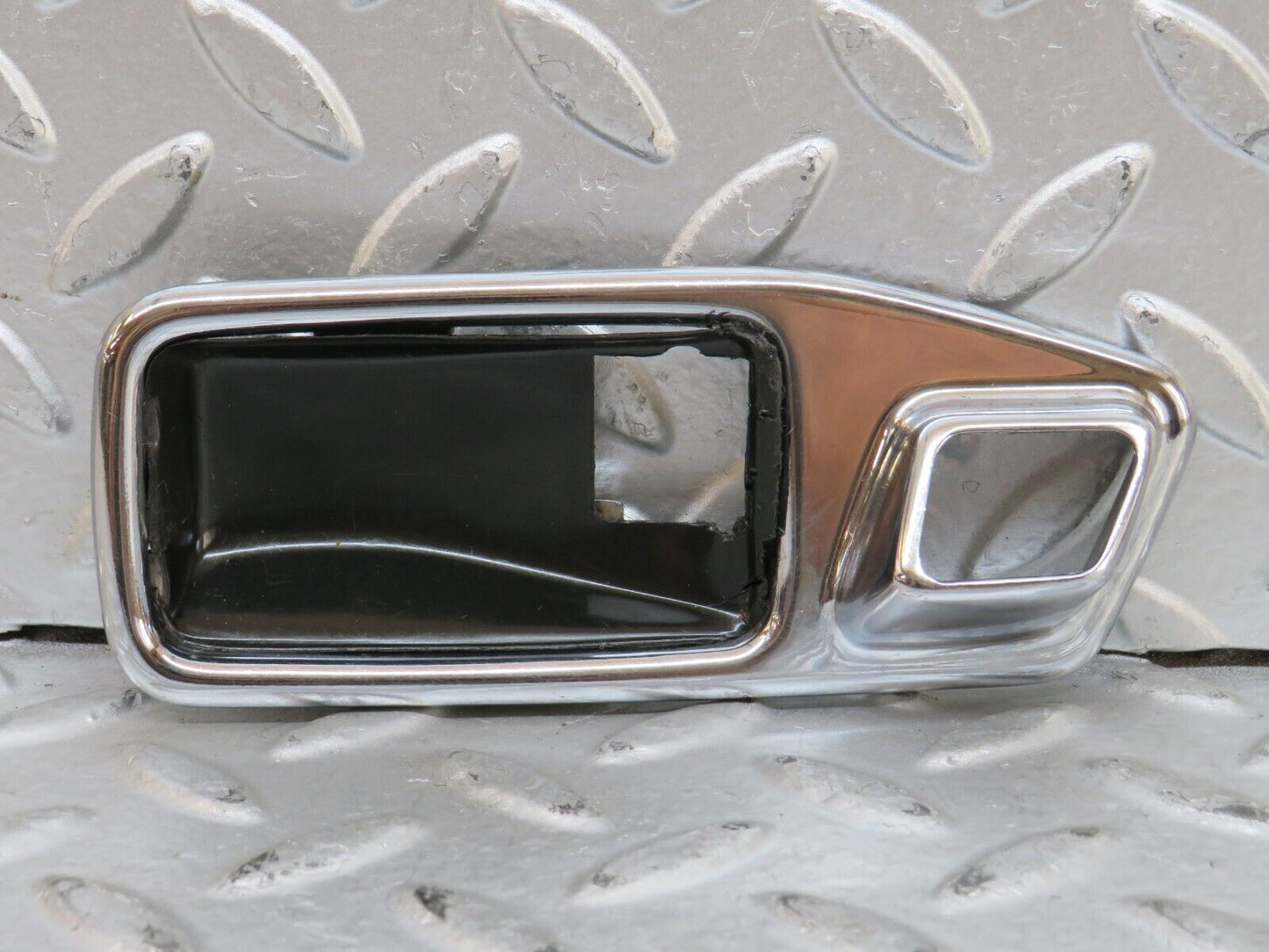28293 Mercedes-Benz S123 240D Chrome Frame For Door Opener Left 1167660111