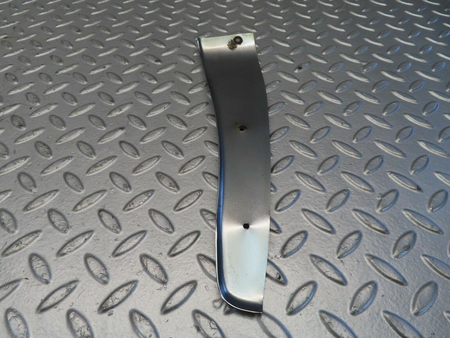 11657 Mercedes-Benz R107 450SL Left Door Chrome Cover