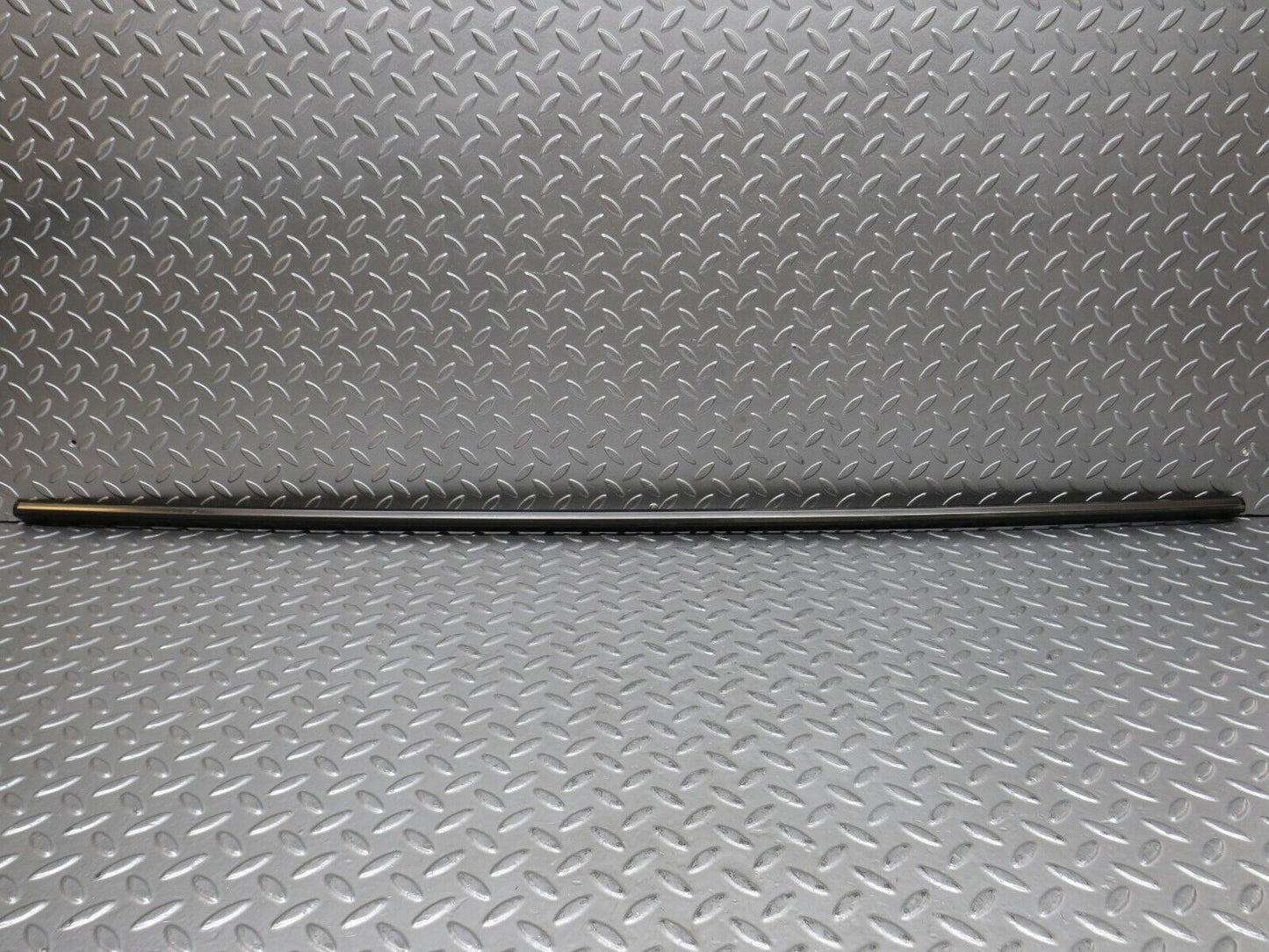 27961 Mercedes-Benz W123 280E Trunk Boot Lid Chrome Moulding Trim