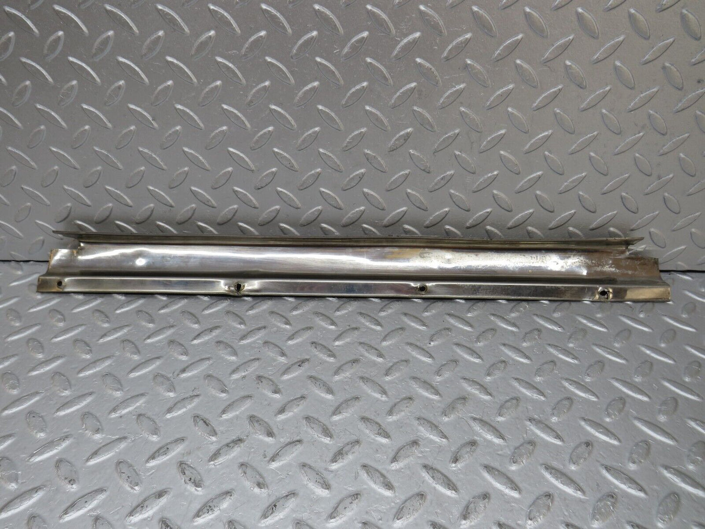 35765 Mercedes-Benz W108 Rear Left Door Sill Chrome