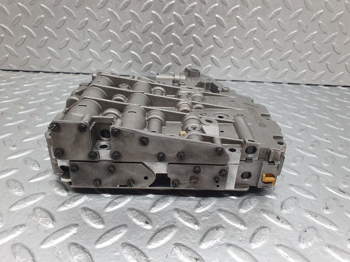 43862 Mercedes-Benz C126 380SEC Coupe Automatic Gearbox Valve Body 722.310 1262772901 1262771103