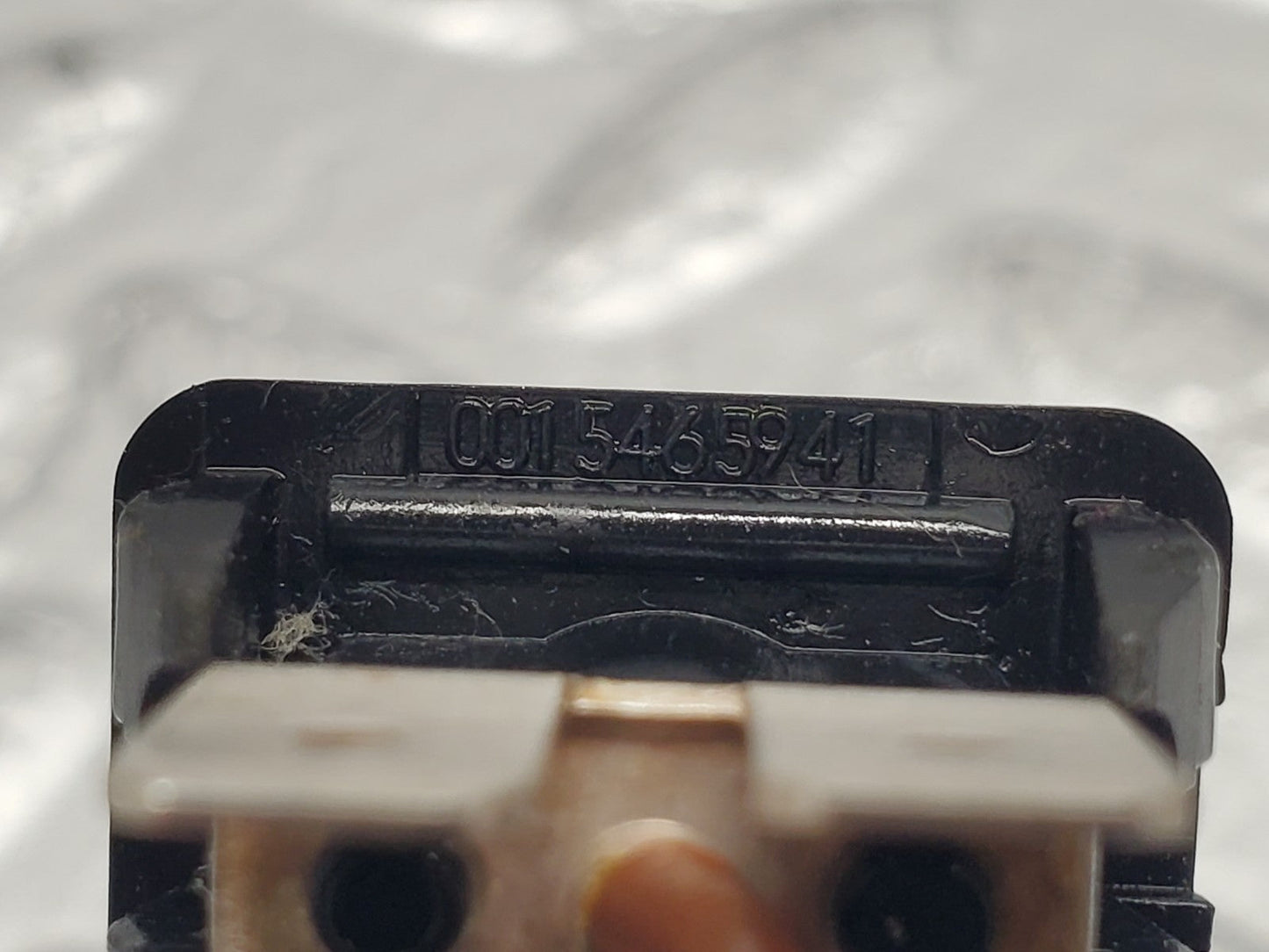 46606918
