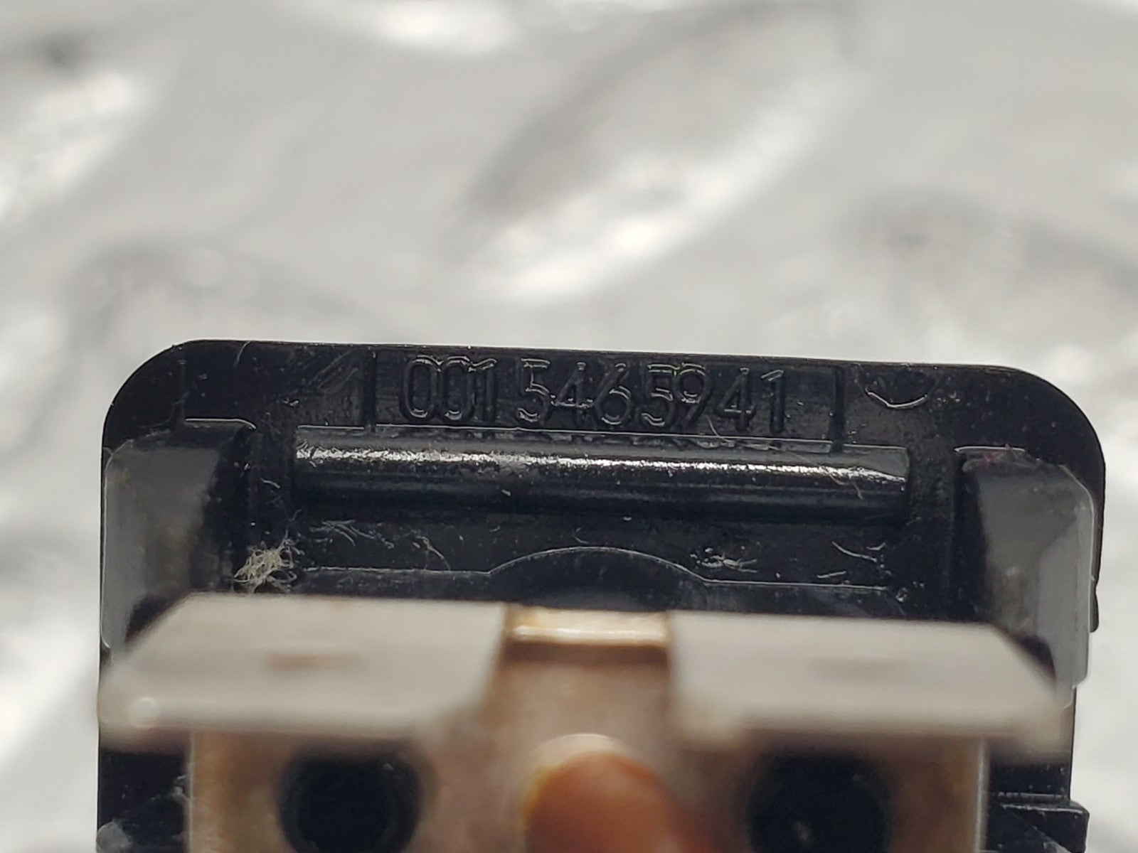 46606918