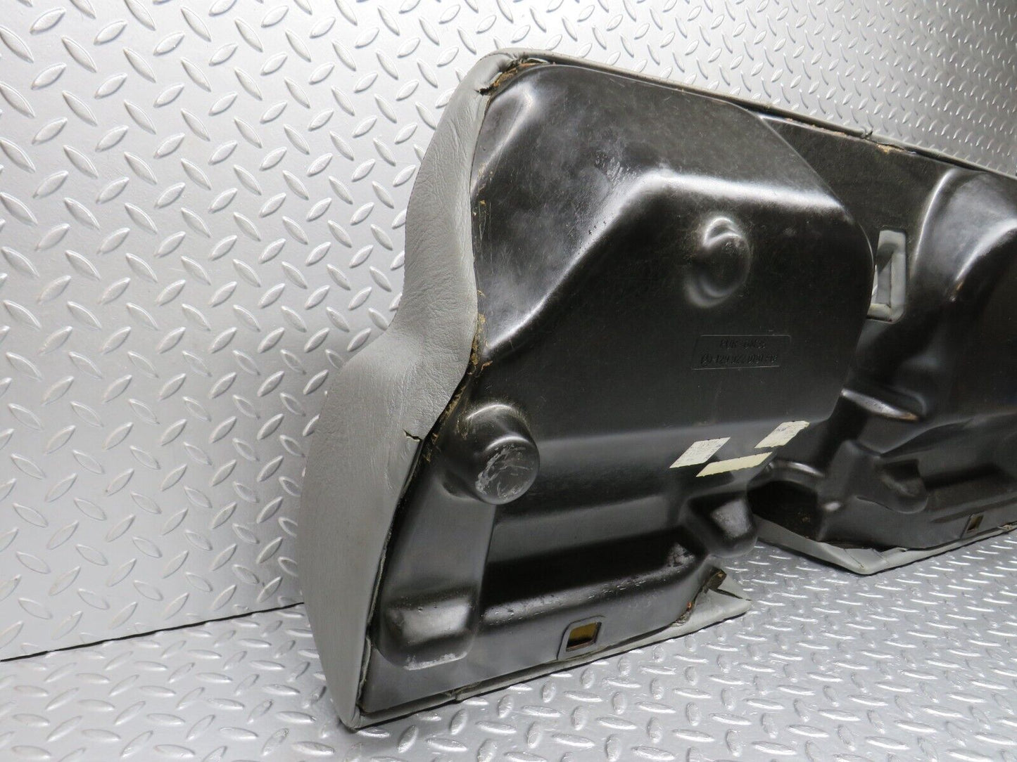 39810 Mercedes-Benz R129 320SL Coupe Rear Seat Grey Leather 1299220101 129920021