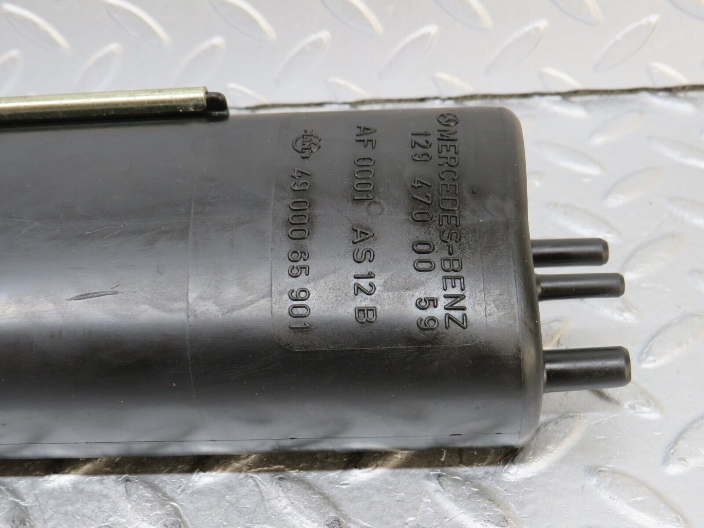 36066 Mercedes-Benz W126 420SE Fuel Vapor Charcoal Canister 1294700059