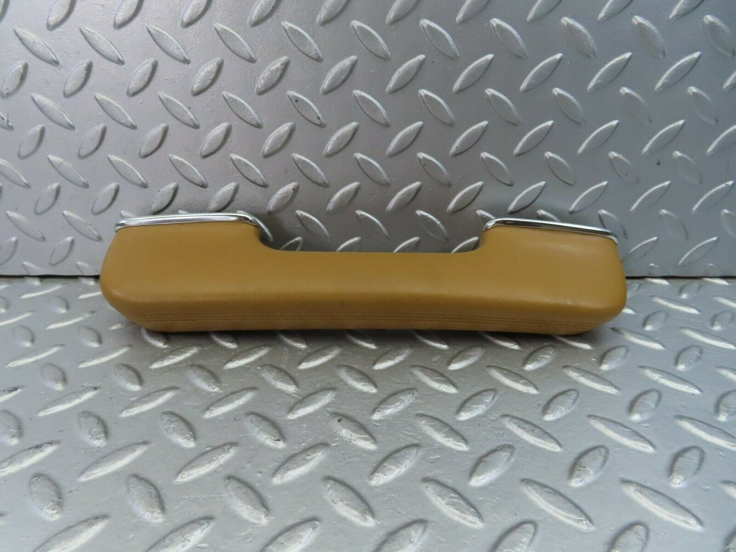 10786 Mercedes-Benz W123 230E Inner Door Handle Rear Left 1239701901
