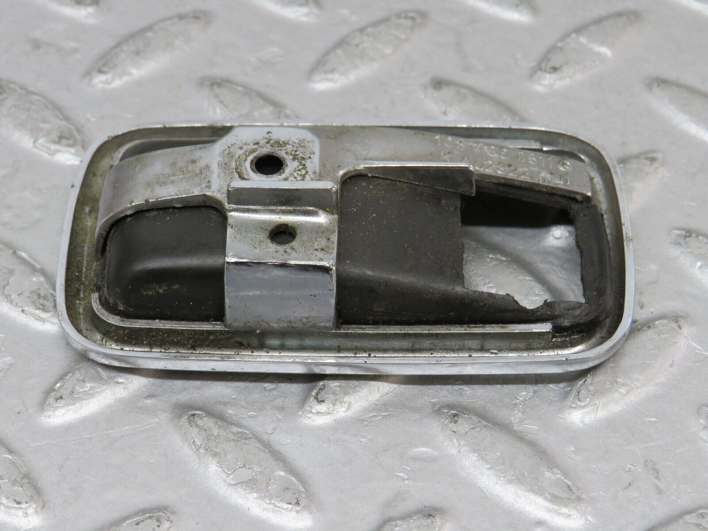 35692 Mercedes-Benz W108 Chrome Frame For Door Opener Left 1087660511