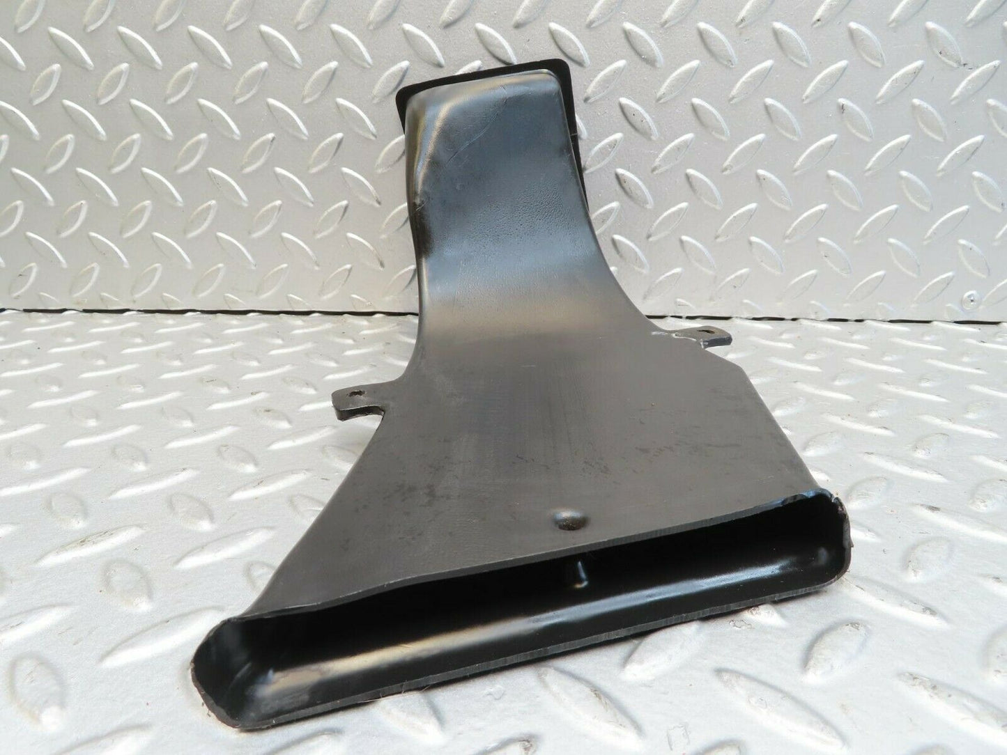 15525 Mercedes-Benz R107 450SL Floor Ventilation Duct Left 1078310146