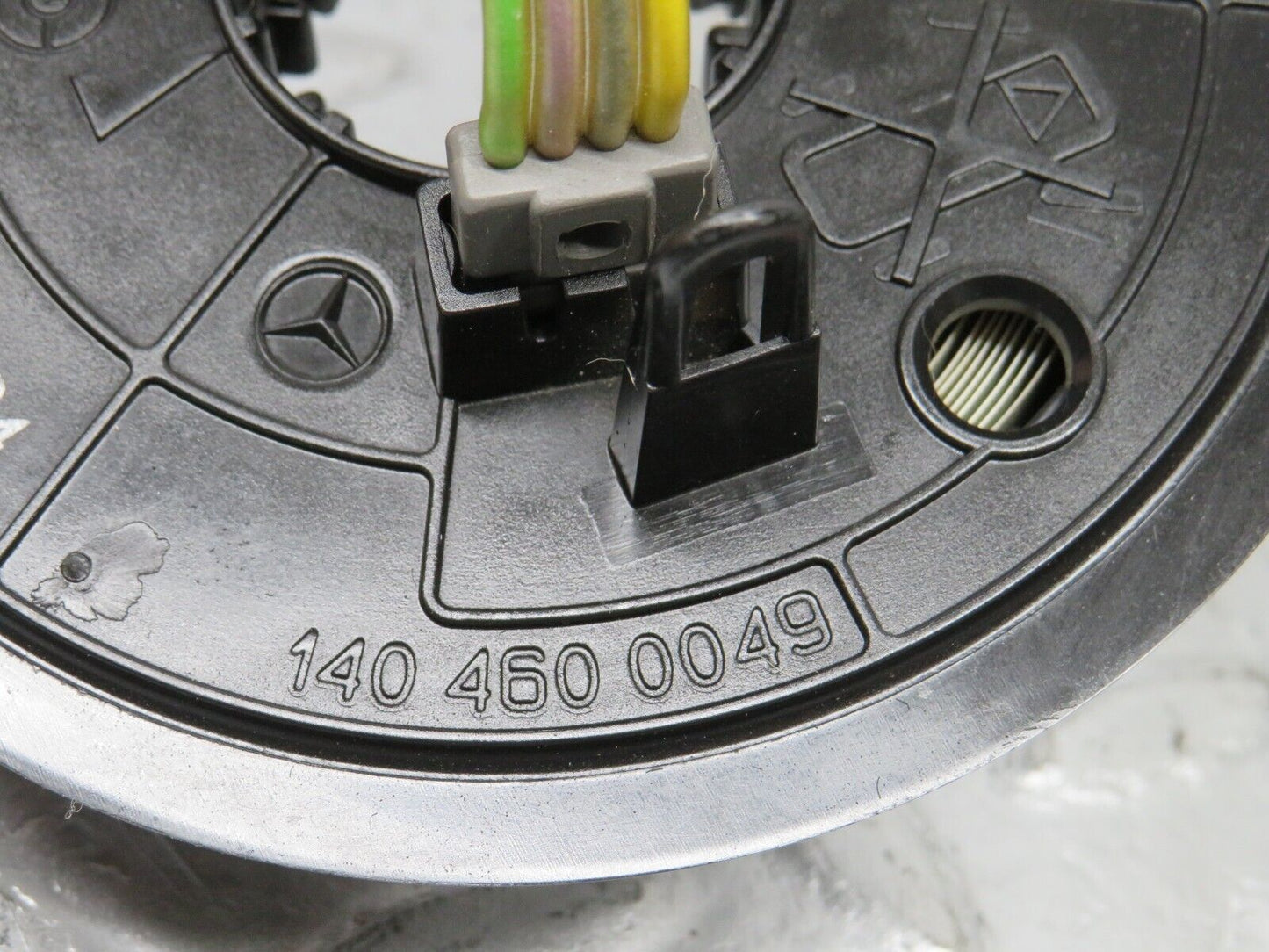 38411 Mercedes-Benz R129 280SL Coupe Steering Wheel Contact Plate 1404600049