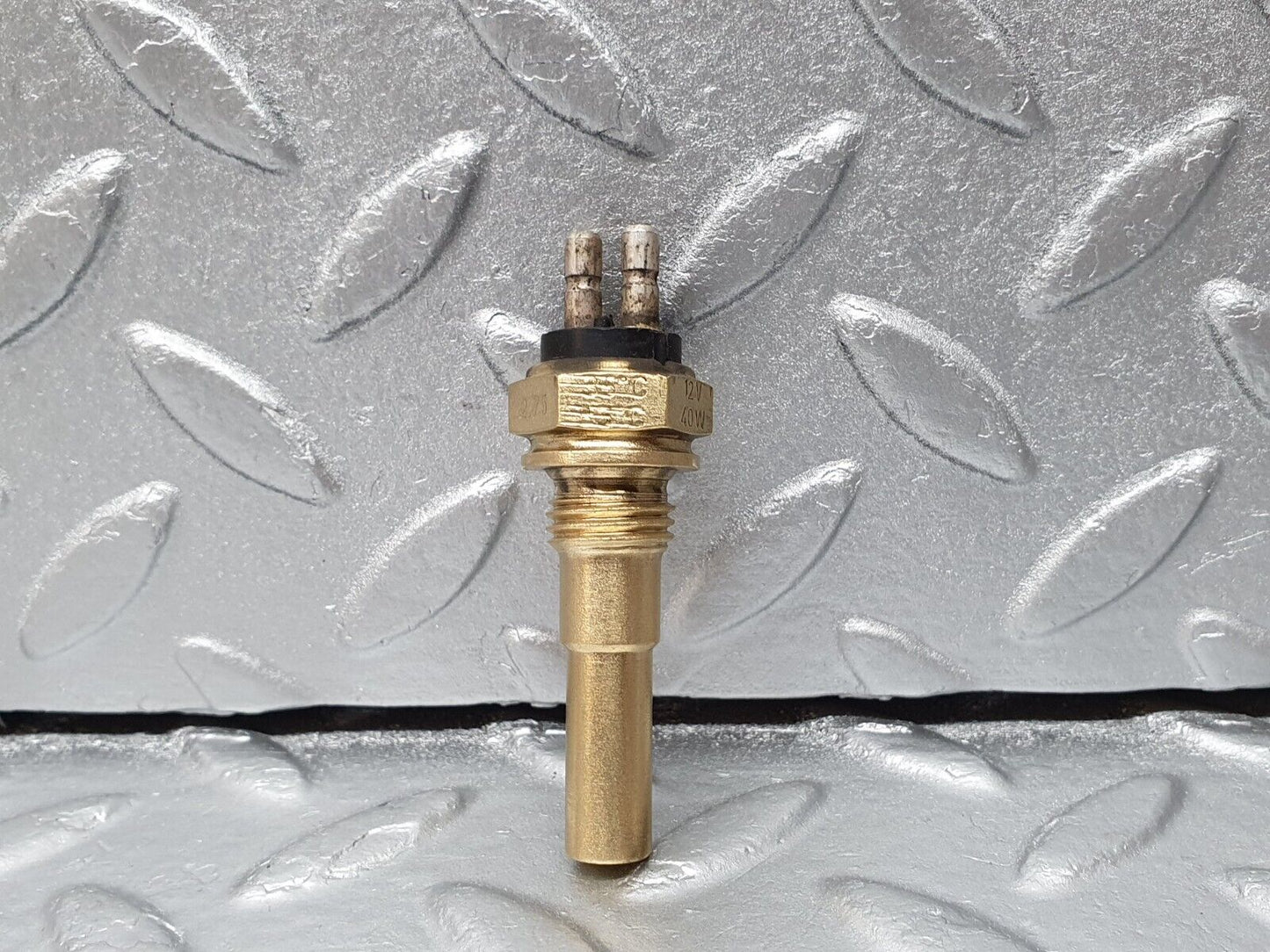 41354 Mercedes-Benz R107 Coupe Coolant Temperature Sensor VDO