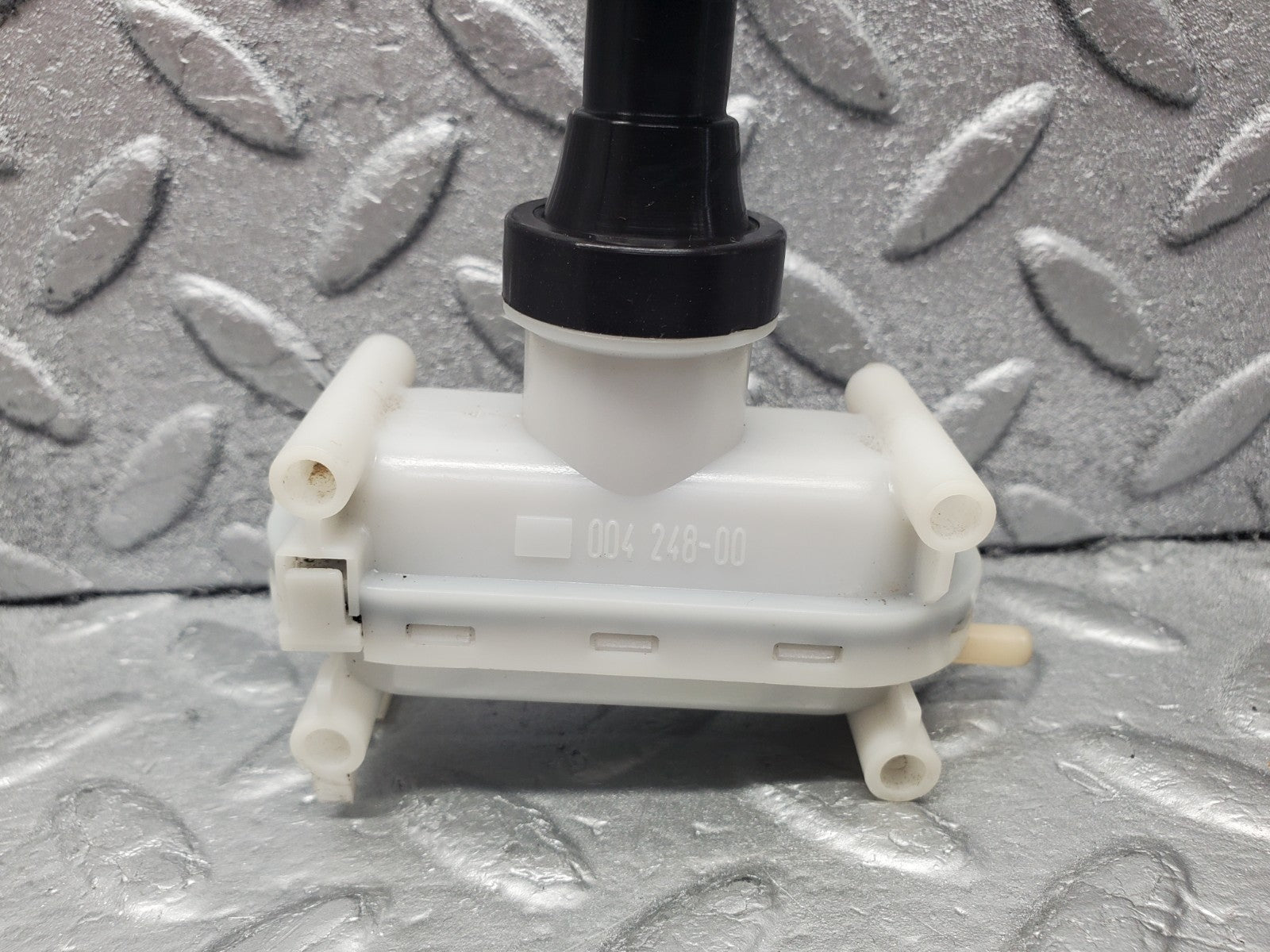 W201 Baby Benz rear left door lock vacuum actuator used OEM