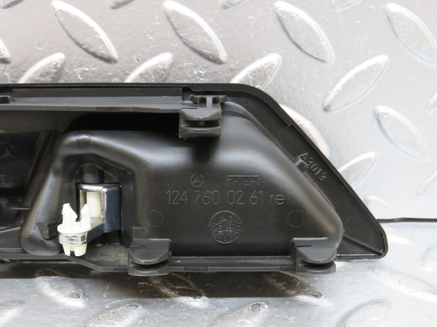 29349 Mercedes-Benz W124 230E Interior Door Handle Rear Right 1247600261