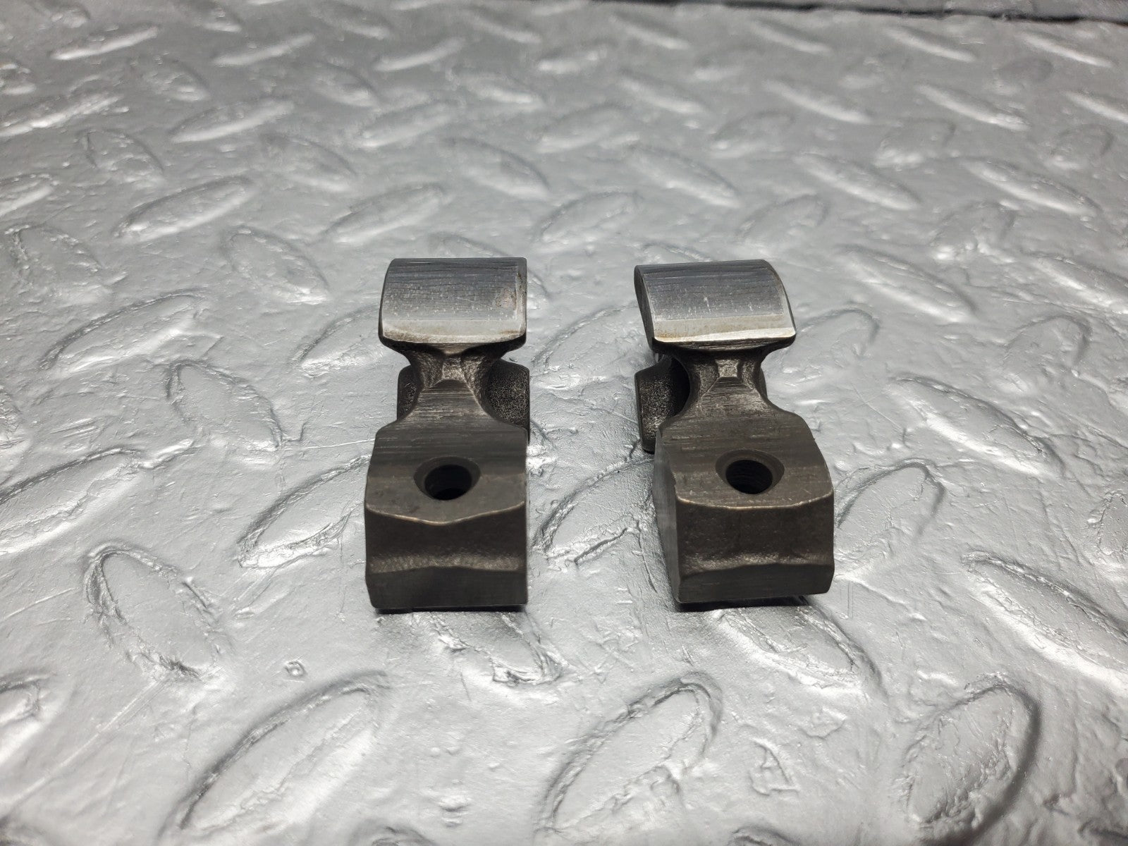 W126 Coupe rocker arm used OEM