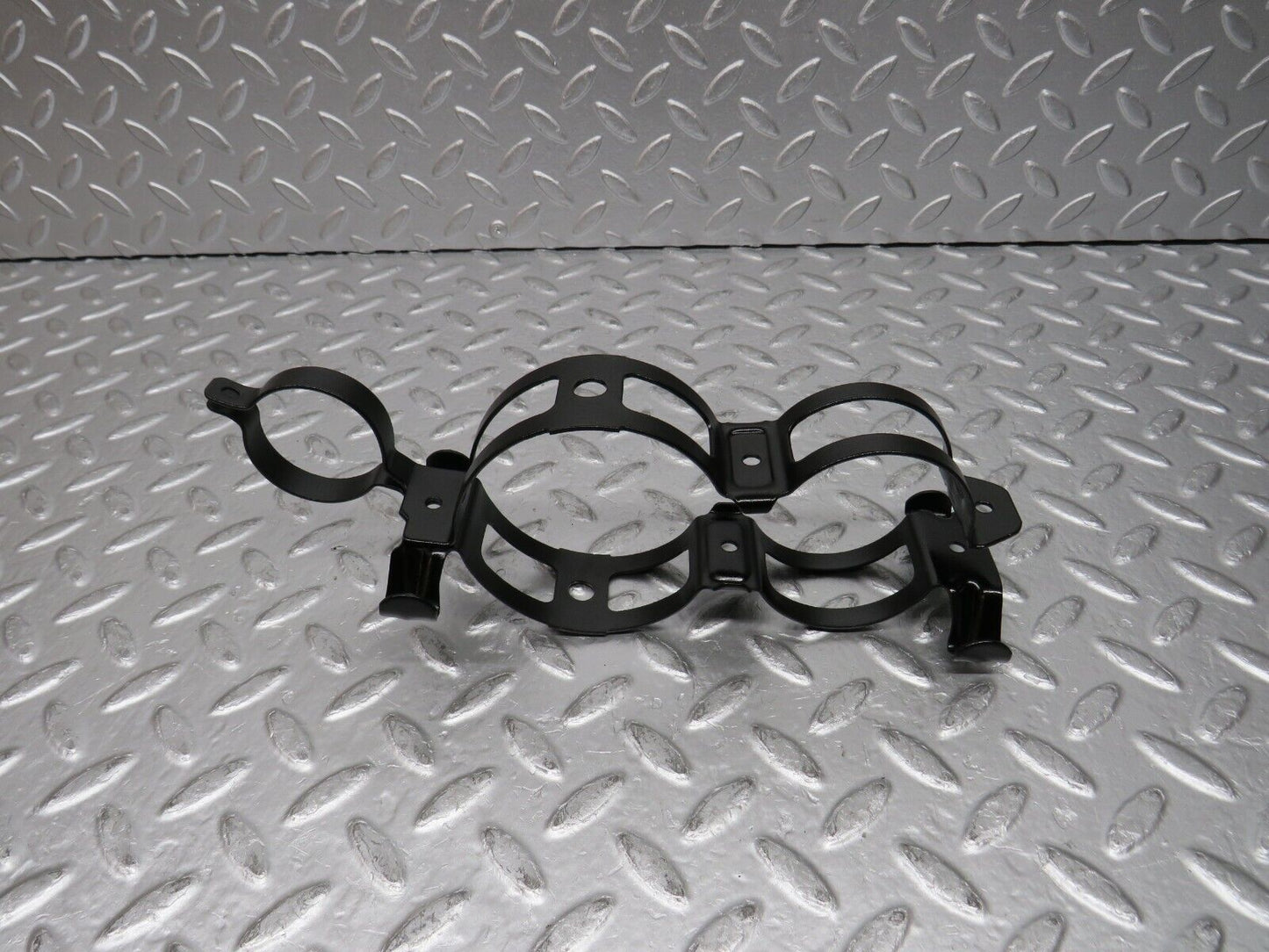31694 Mercedes-Benz W201 190LE 1.8L Fuel Pump Fuel Filter Bracket Holder