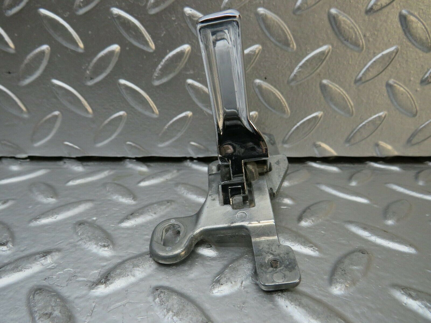 23016 Mercedes-Benz C123 230CE Coupe Left Interior Door Handle 1237600161