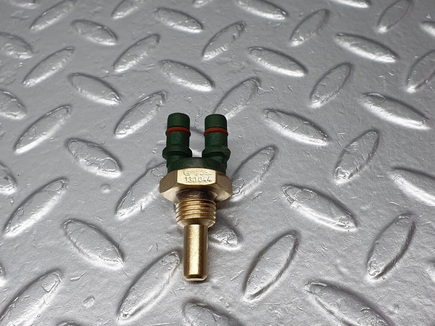 41346 Mercedes-Benz C126 420SEC Coupe Coolant Temperature Sensor Bosch 0065427717 0280130044