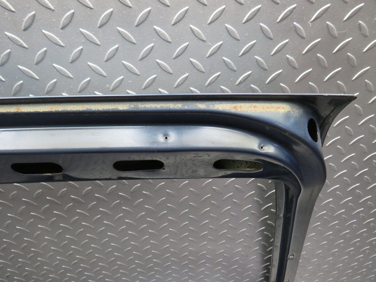 31417 Mercedes-Benz S124 220TE Wagon Tailgate Trunk Door & Handle Moulding Trim
