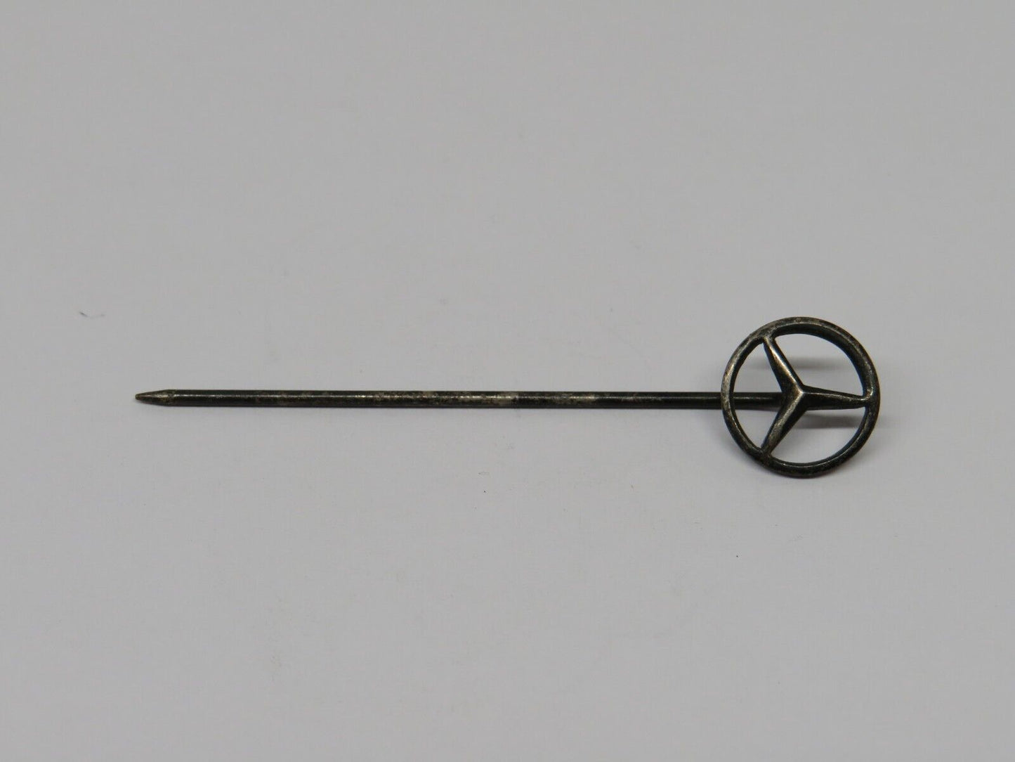 37498 Mercedes-Benz Vintage Lapel Pin Badge