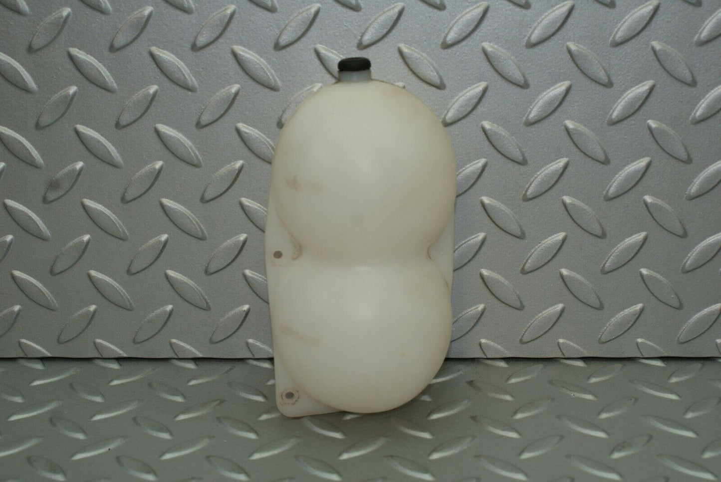 2801 Mercedes-Benz C123 280CE Coupe Vacuum Reservoir